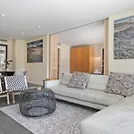 Ocean & Marina Apartments - Faulconier 004